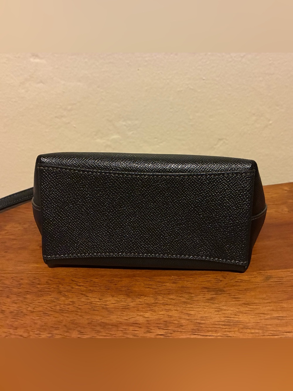 Coach Crossbody Bag - Picture 3 of 9